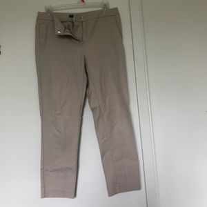 Adrianna Papell Capri pants- Tan
